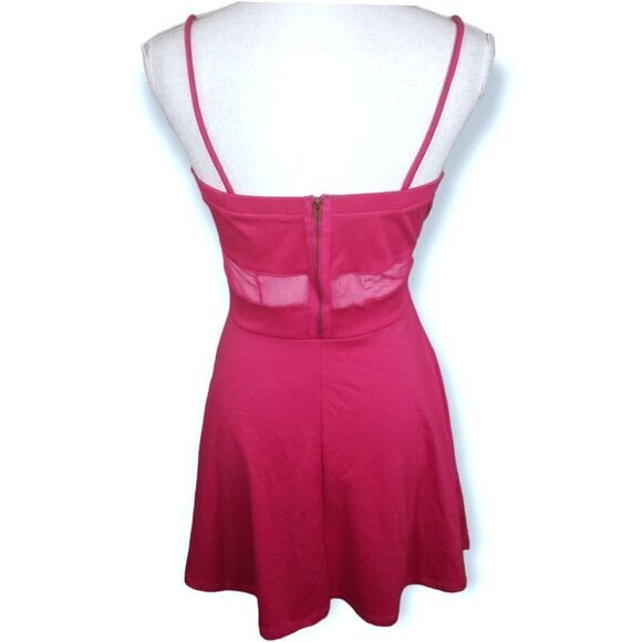 MAGENTA SKATER DRESS SZ.M/L EUC - Picture 5 of 6
